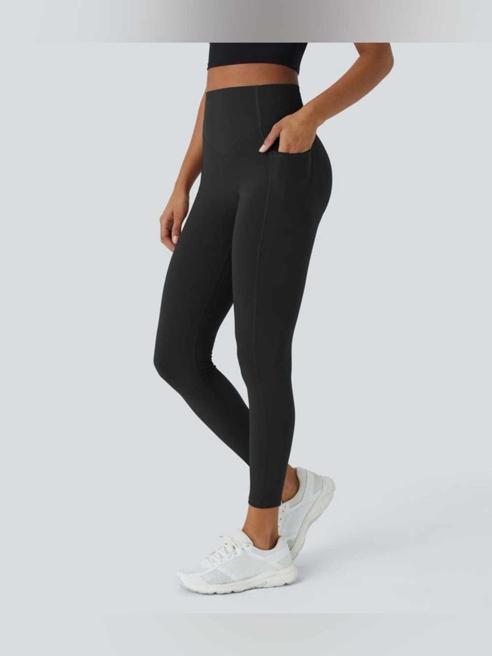 NWOT HALARA Booty Cinching/Lifting Black High-Rise Pocket Leggings